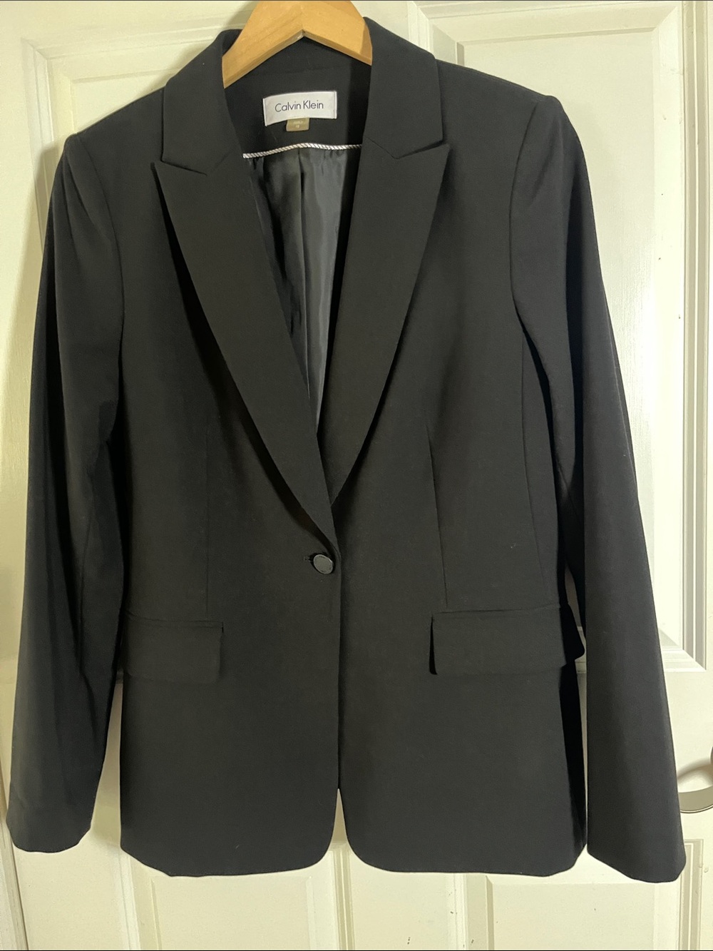 Calvin Klein Women Black Collared Button Classic Blazer Size 10, one button